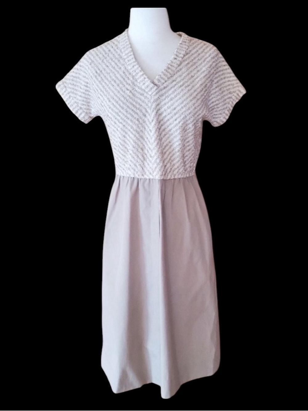 1980s Petites by R&K Tan & Cream Knit-Bodice‎ Dress
